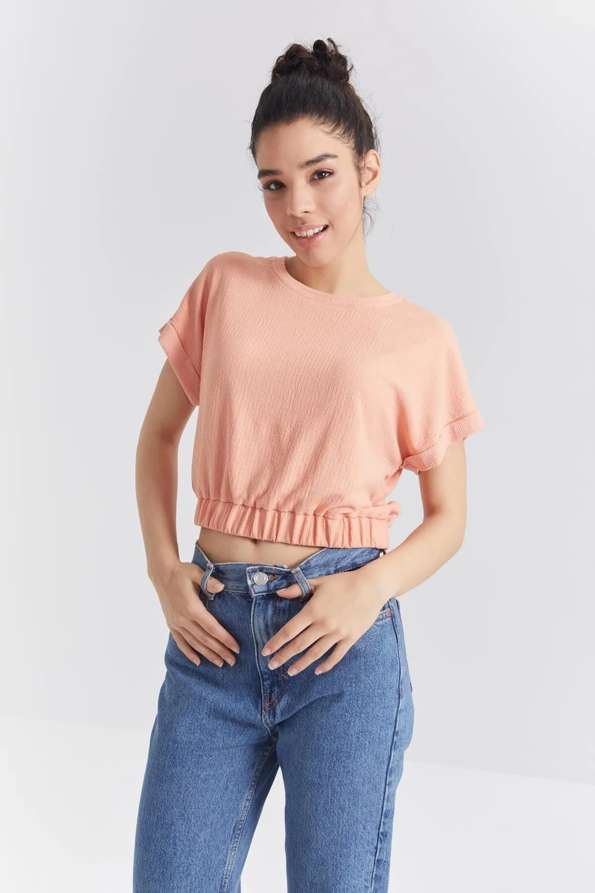 basic o yaka beli lastikli bürümcük kumaş kadin crop top t-shirt - 97227