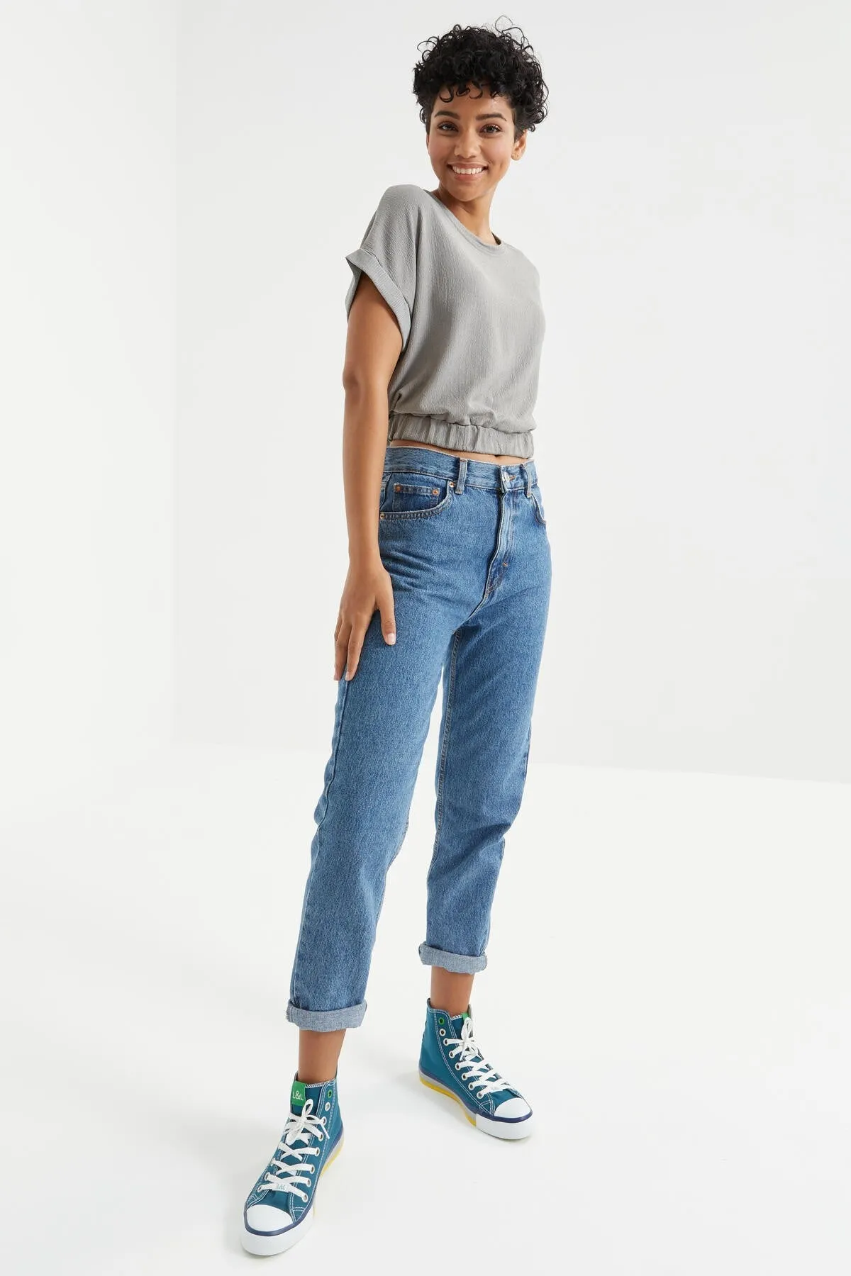 basic o yaka beli lastikli bürümcük kumaş kadin crop top t-shirt - 97227