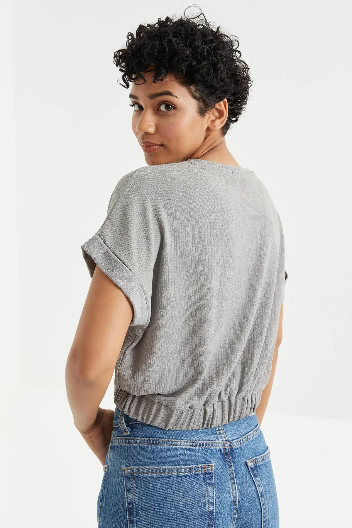 basic o yaka beli lastikli bürümcük kumaş kadin crop top t-shirt - 97227
