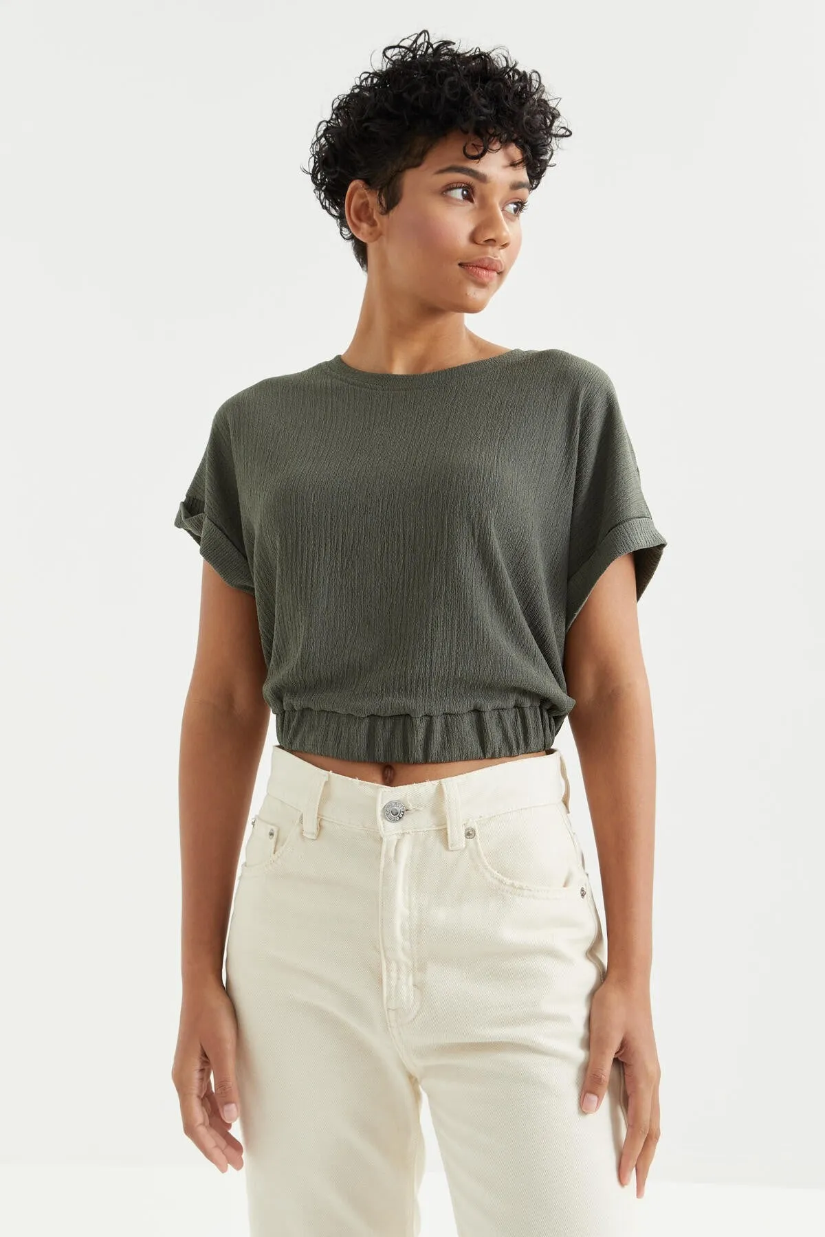 basic o yaka beli lastikli bürümcük kumaş kadin crop top t-shirt - 97227