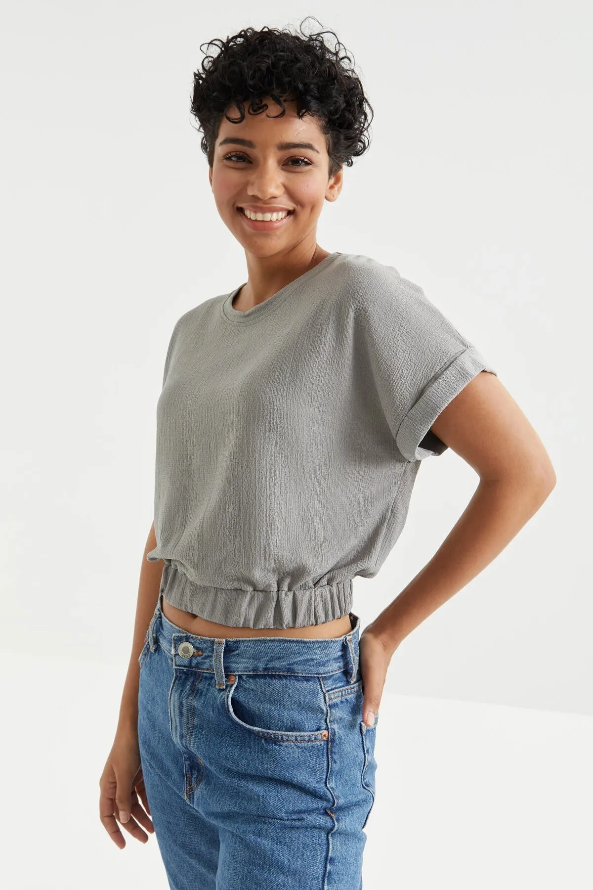 basic o yaka beli lastikli bürümcük kumaş kadin crop top t-shirt - 97227