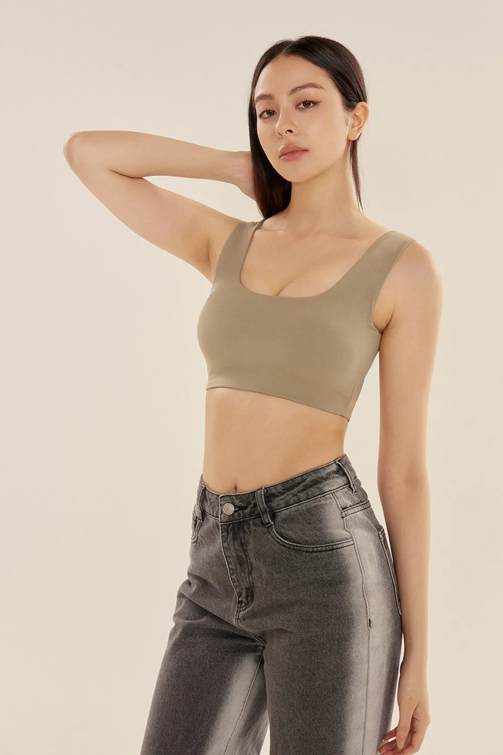 一週七天寬肩帶BraTop<br>7 Days a Week Back Line BRA TOP