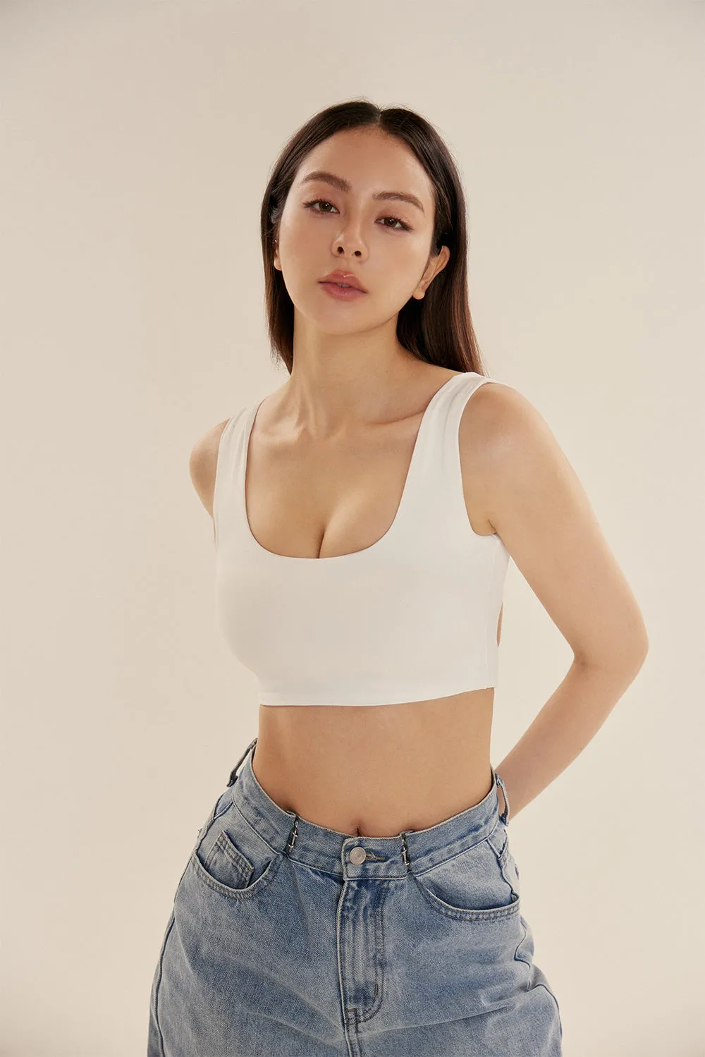 一週七天寬肩帶BraTop<br>7 Days a Week Back Line BRA TOP