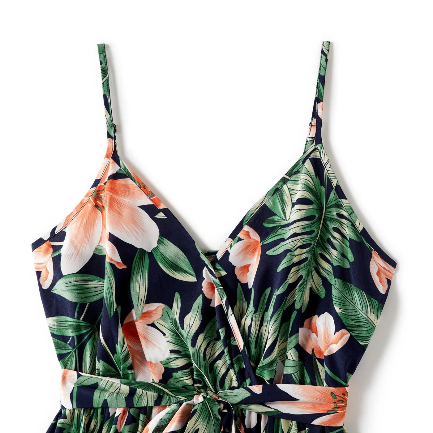 Family Matching Outfits Floral Printed V-neck Cami Dress and T-shirts with Pocket