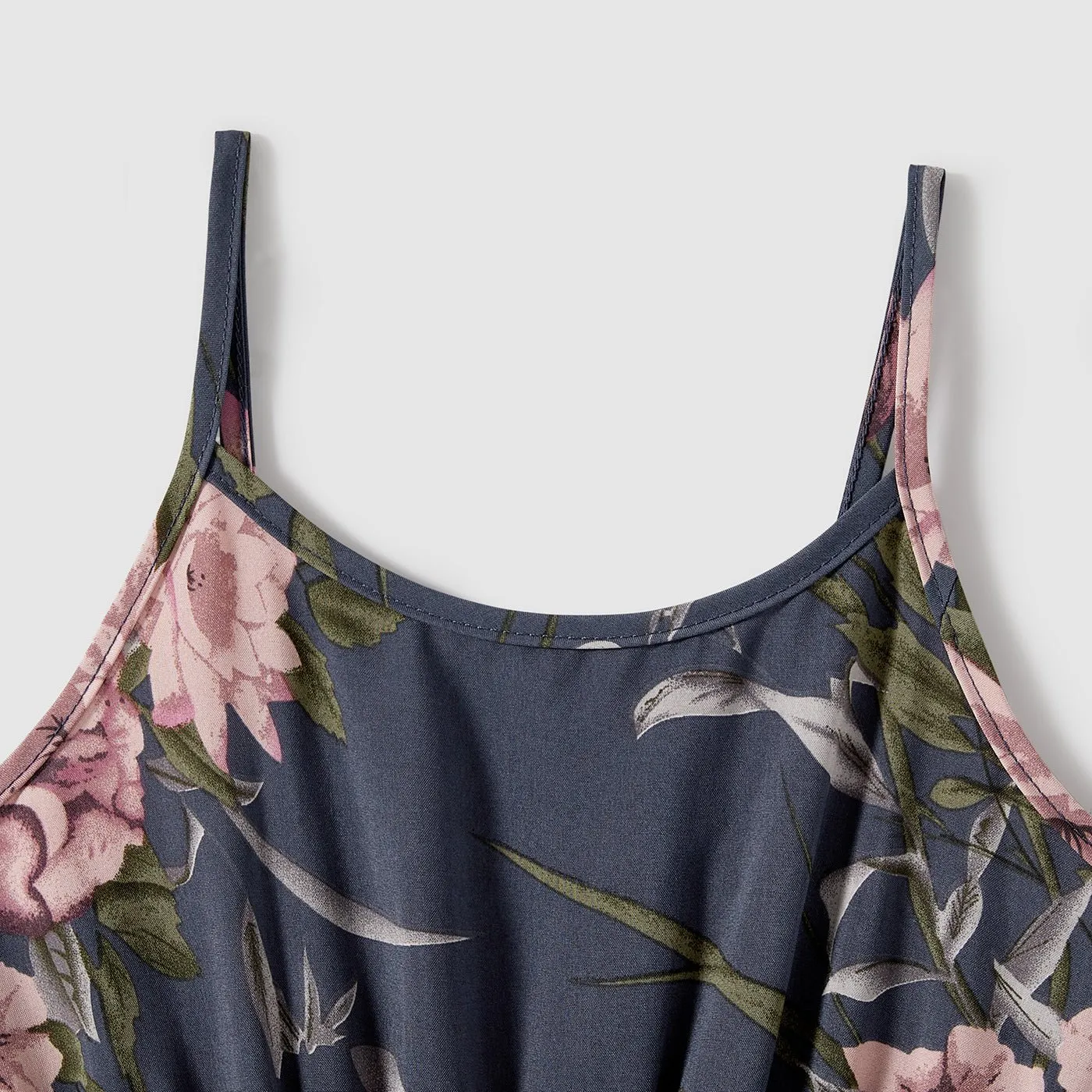 Family Matching Outfits Floral Printed V-neck Cami Dress and T-shirts with Pocket