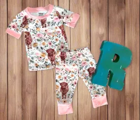 HIGHLAND COW Pajamas, Cows and Flowers