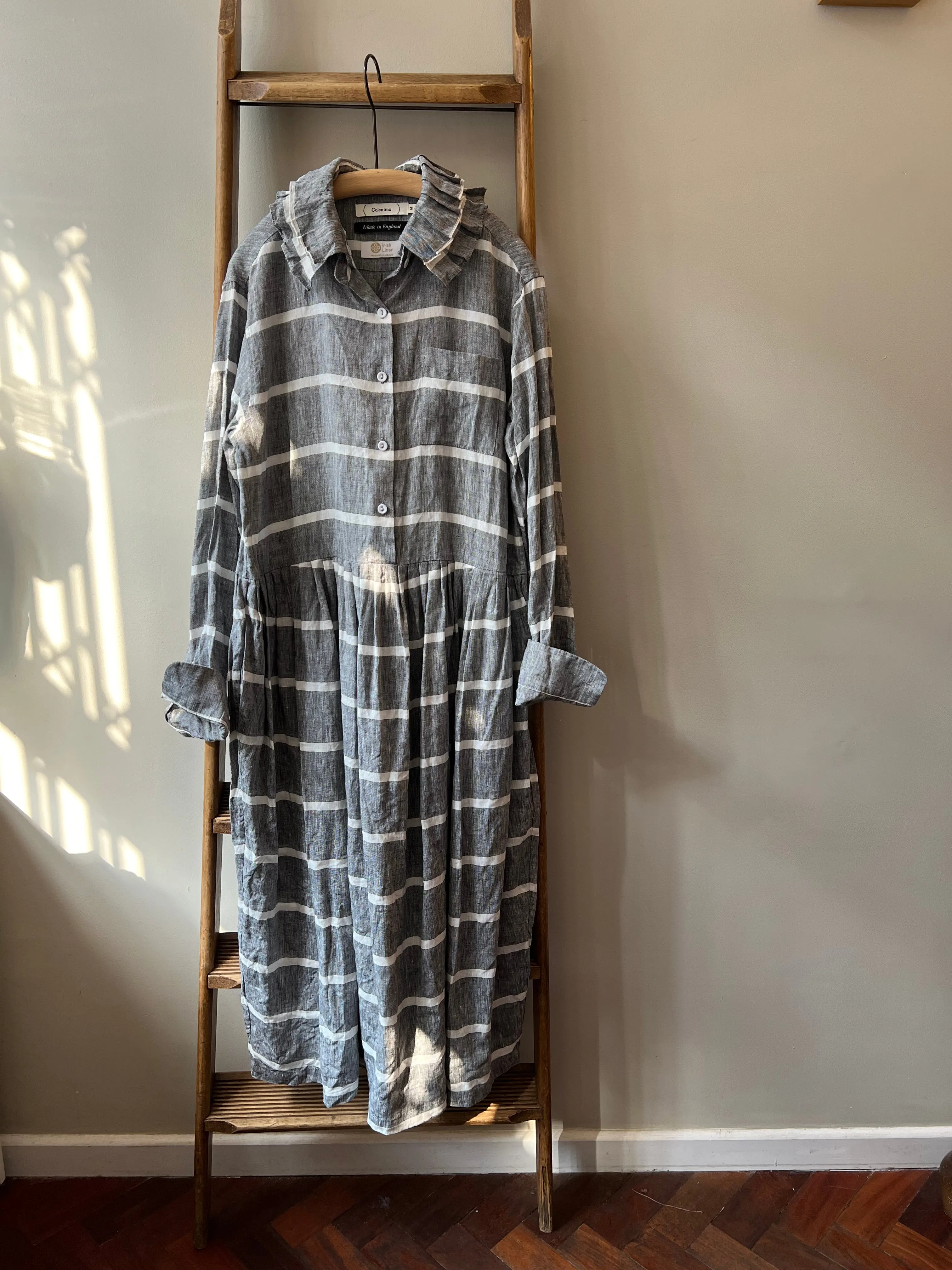 Irish Linen Ruffle Collar Dress / Gray Stripe