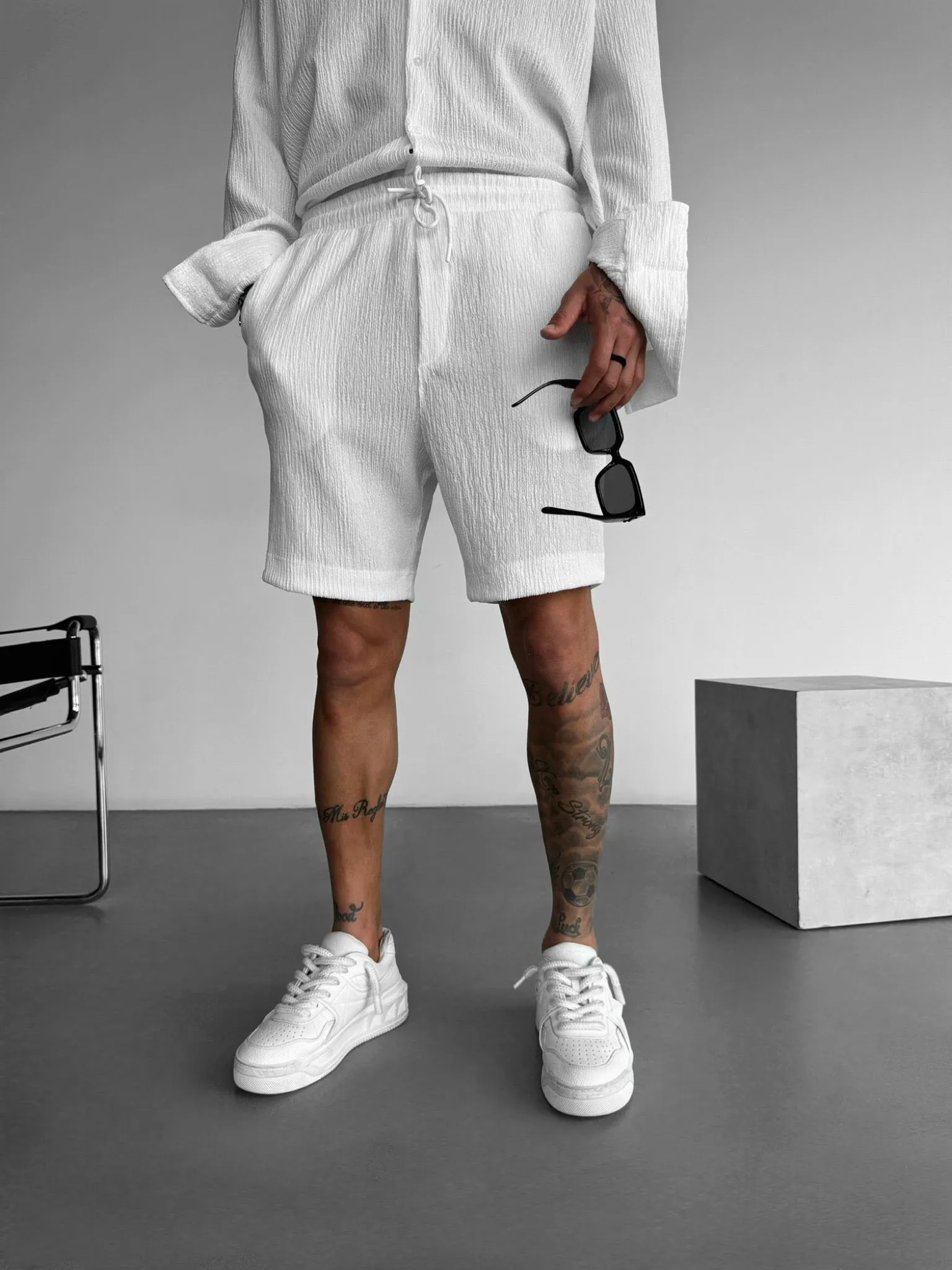 Loose Fit Crepe Shorts - Ecru