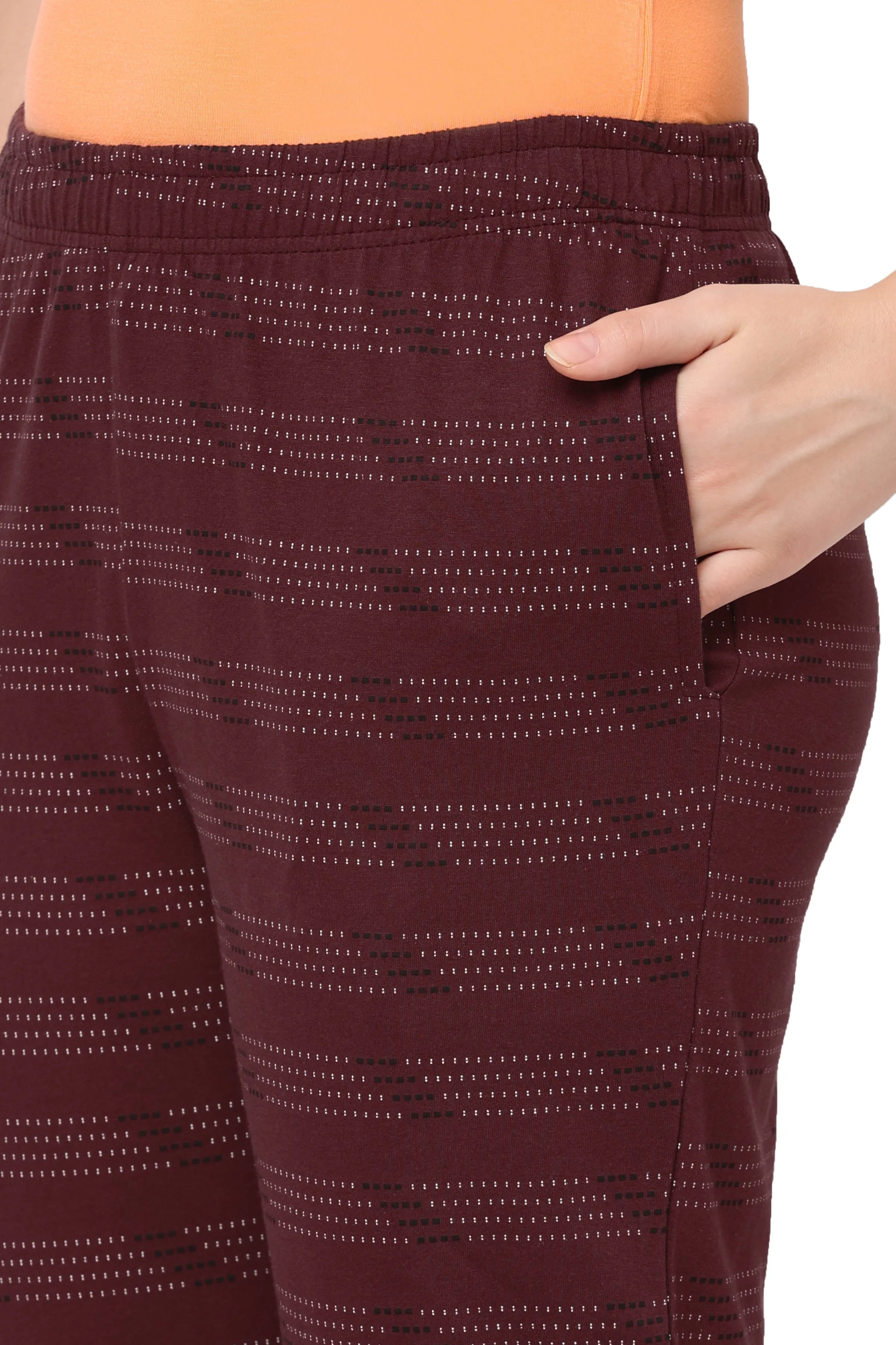 WOMEN'S PAJAMAS: COMFORTABLE & STYLISH WITH TWO ZIP POCKETS